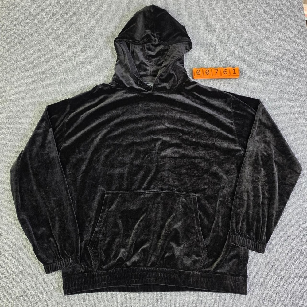 Forever 21 Black Velvet Hoodie Size: Large No drawstring for hood